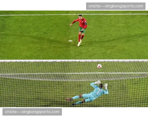 卡尔绝杀背后的二点球权争夺:拜仁定位球二次进攻解析 卡尔绝杀背后的二点球权争夺:拜仁定位球二次进攻解析